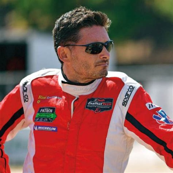 
7 F1 Drivers that Love Poker 