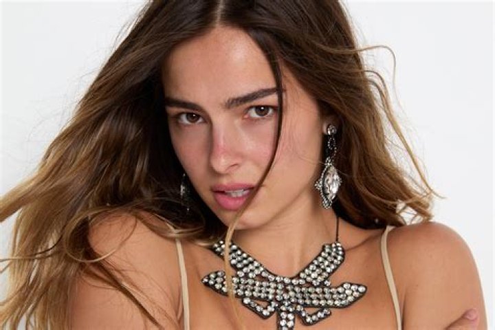 Addison Rae's Mom's Pregnancy: Uncovering Surprises And Truths