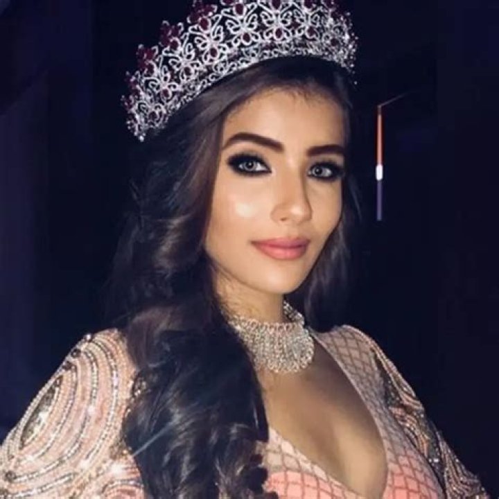 
Aditi Hundia Height, Weight, Net Worth, Age, Birthday, Wikipedia, Who, Nationality, Biography 