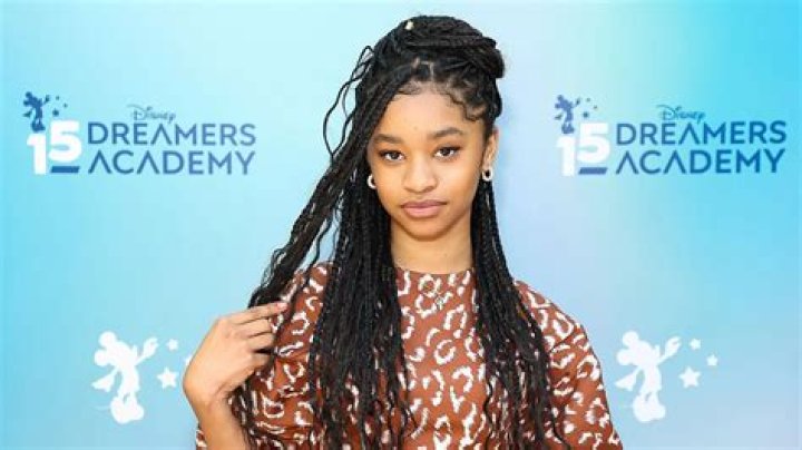 Akira Akbar | Bio, Age, Net Worth, Relationship, Career