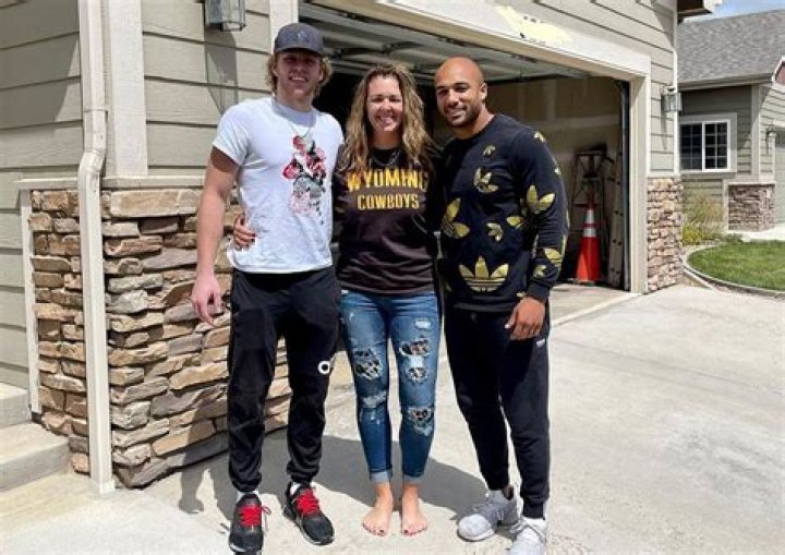 Austin Ekeler Mother Details Explored ·