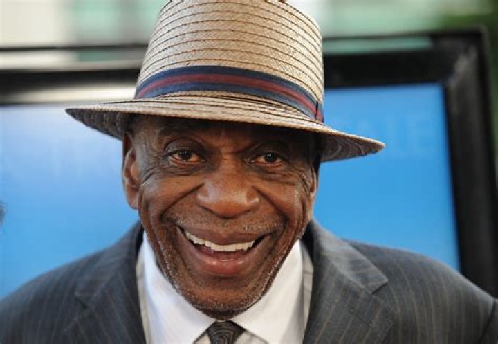 Bill Cobbs - BlogPaper