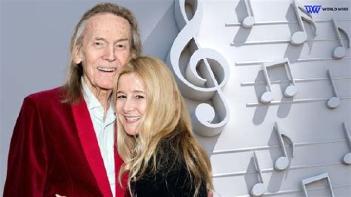 Billy Zane (Actor) Wiki, Bio, Age, Height, Weight, Family, Wife, Net Worth, Career, Facts