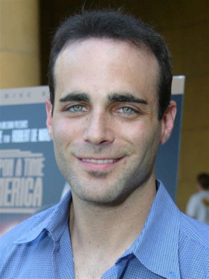 Brian Bloom ·