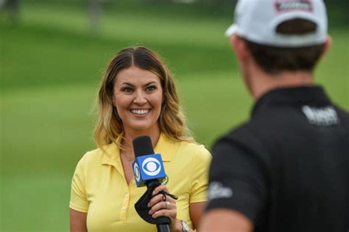 Cara Banks Is Pregnant With Husband Oliver Banks Details About The Golf Reporter Recent Baby Bum