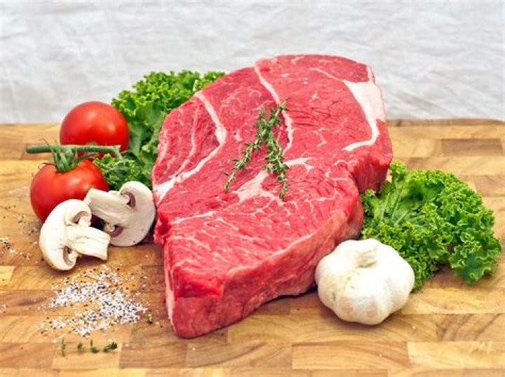 Chuck Roast Nutrition Facts: 13 Important Nutrients & Benefits
