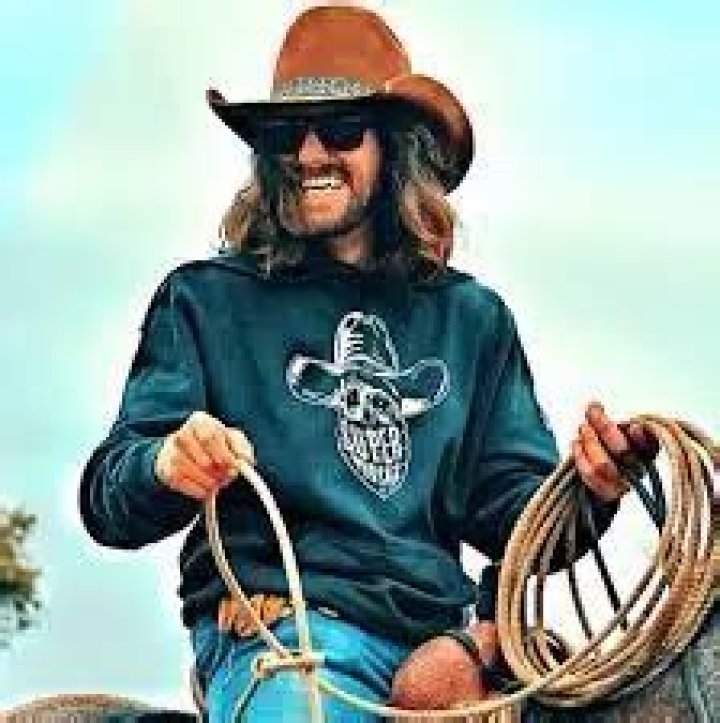 Dale Brisby: Wiki, Bio, Age, Family, Career, Net Worth, Bull Riding, Wife