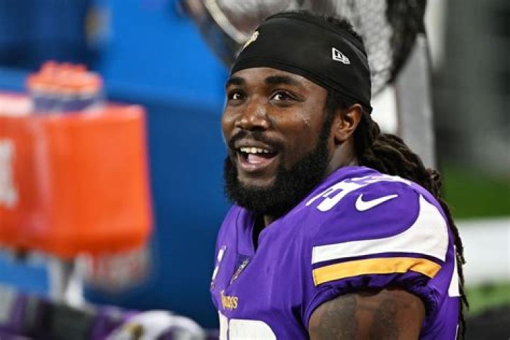 Dalvin Cook Net Worth, Age, Height ·