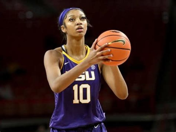 Did LSU suspend Angel Reese? Superstar reportedly off the team for bizarre reason