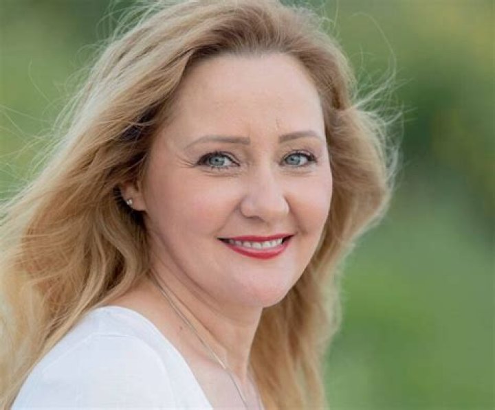 Elena Lasconi Wikipedia And Bio: Who Is She? Family Ethnicity