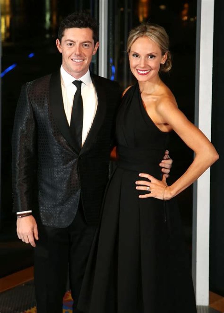 Erica Stoll Age (Rory McIlroy Wife) Wiki, Net Worth, Married, Height, Bikini