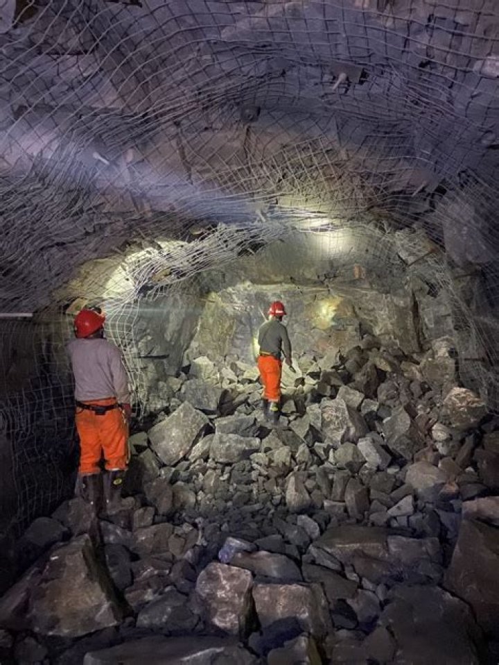 Exploring Mo Roccas Identity ·