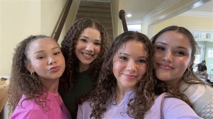 Gracie Haschak Bio, Wiki, Age, Parents, Sisters, Movie, Songs, MattyB, and Net Worth.