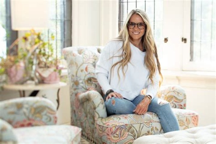 How many kids does Nicole Curtis have Rehab Addict Rescue hosts family life explored! ·