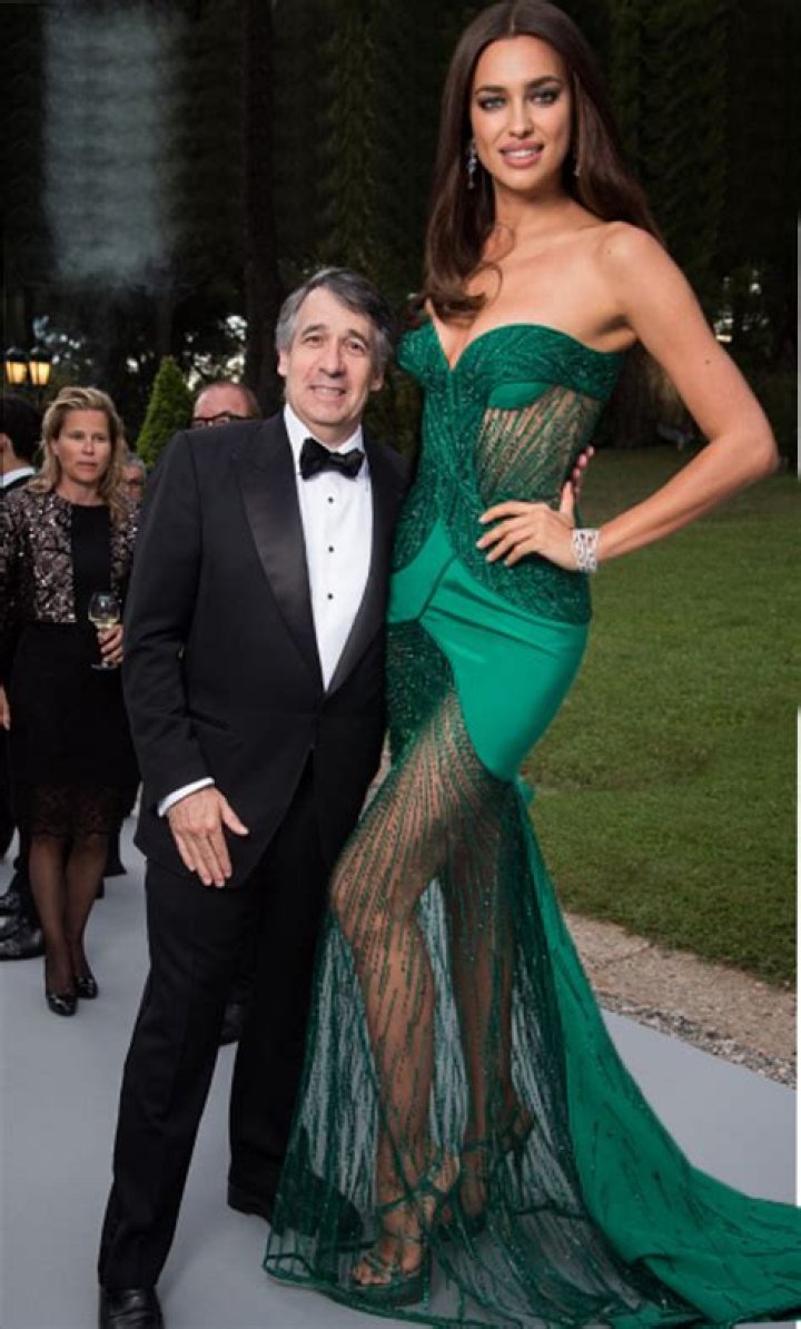 How Tall Is Irina Shayk? Unveiling The Height Of A Fashion Icon