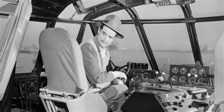 Howard Hughes Net Worth - SkyVlog