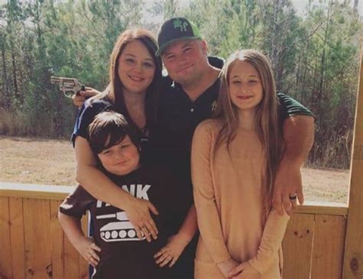 Is Alex Chiasson Related to Steve Chiasson? Family & Net Worth Difference ·