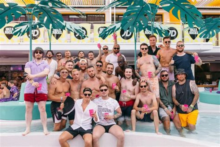 Is the Amsterdam Gl*ry Hole stag do hen do party story real or fake as voice message story goes vira