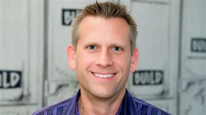 John Bowe Biography, Age, Height, Wife, Net Worth, Family