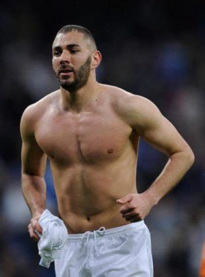 Karim Benzema Height, Weight, Age, Spouse, Family, Facts, Biography