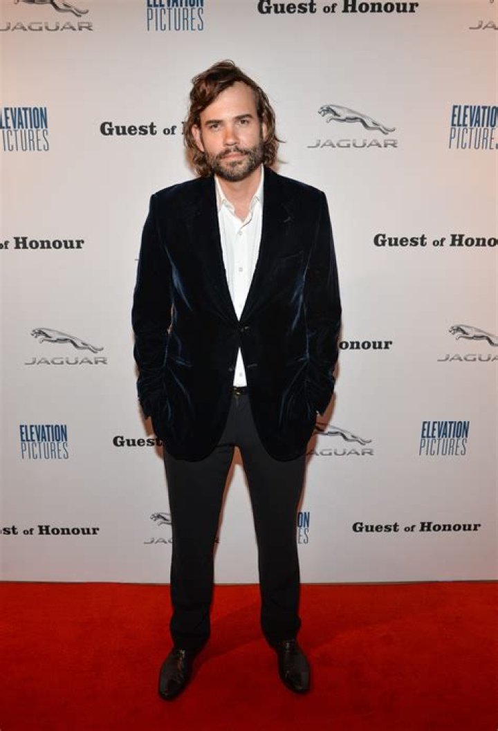 Kendra Sutherland Height, Weight, Net Worth, Age, Birthday, Wikipedia, Who, Instagram, Biography