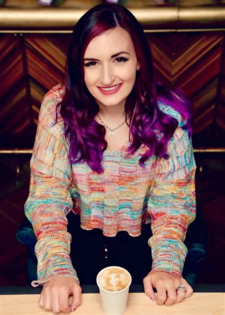 LaurenzSide Height, Weight, Age, Spouse, Family, Facts, Biography ·