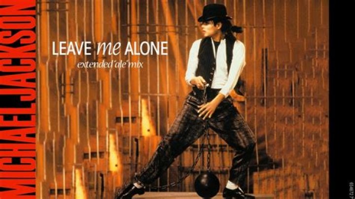 Leave Em Alone Li bi ht - Leave Em Alone Bn dch