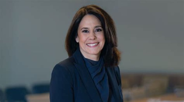 Lorie Logan Height, Weight, Net Worth, Age, Birthday, Wikipedia, Who, Nationality, Biography