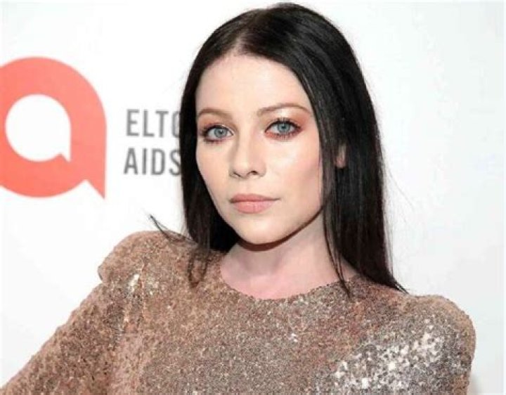 Michelle Trachtenberg Illness And Health 2023: Sickness And Disease ·