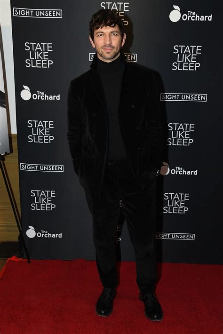 Michiel Huisman Net Worth - JadeVlog