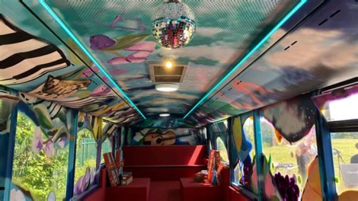 Music bus inspiration for Chicago children ·