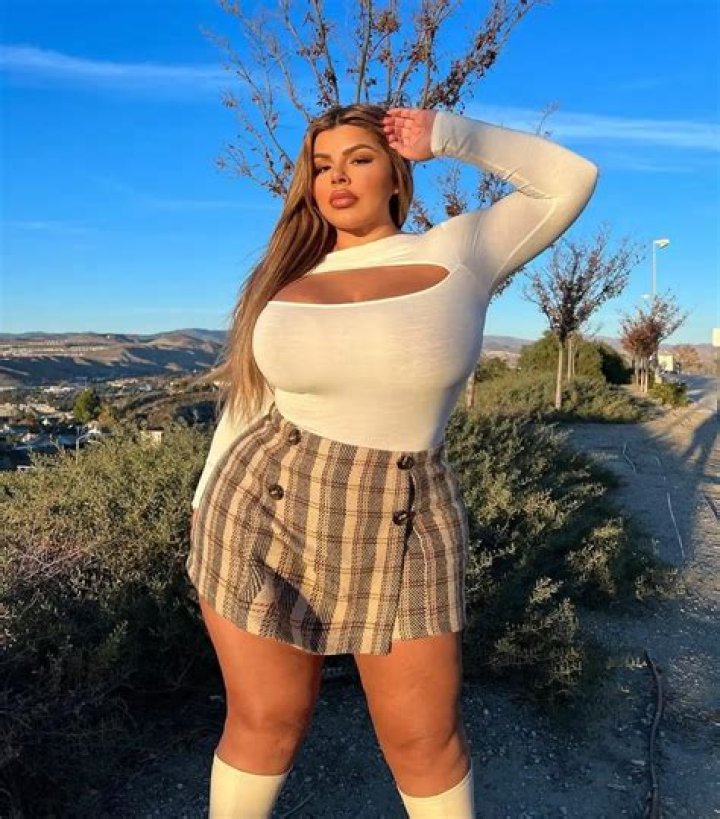 
Niyla Nicole Height, Weight, Net Worth, Age, Birthday, Wikipedia, Who, Nationality, Biography 