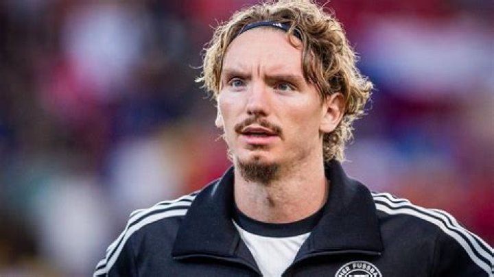 Pape Thiaw Biography, Age, Height, Wife, Net Worth, Family