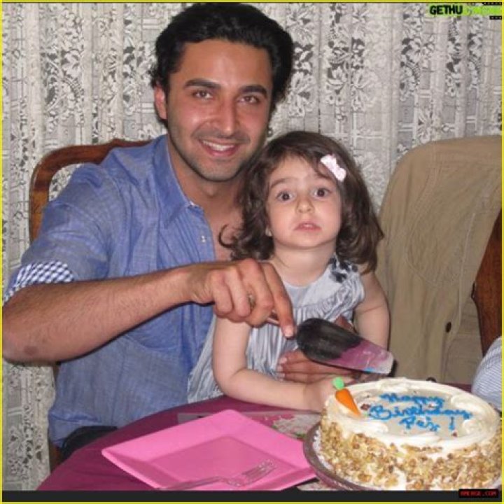 Pej Vahdat Wife: Is The Old Man Cast Married?