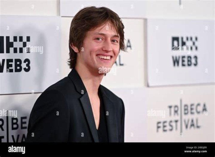 Percy Hynes White - BlogInfo