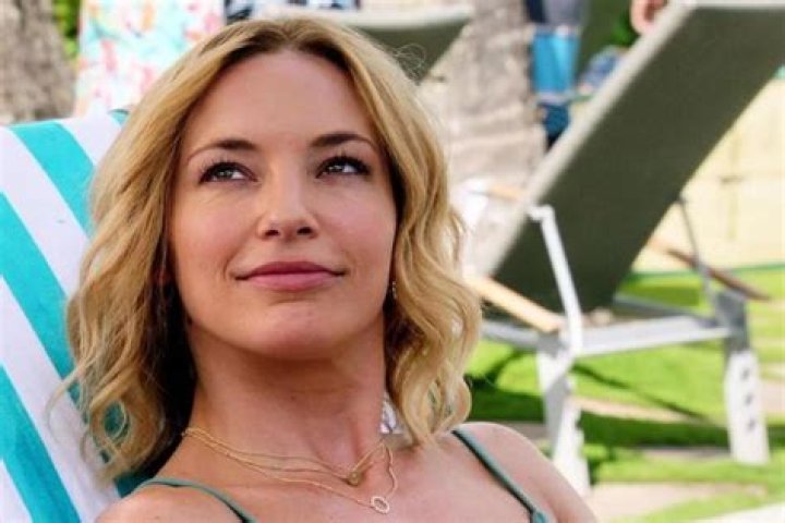 Perdita Weeks- Everything About Her ·