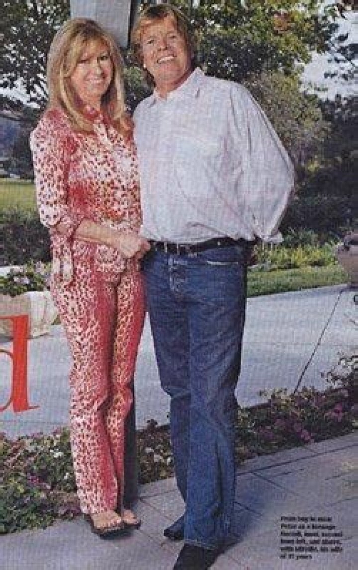 Peter Noone Wife Age