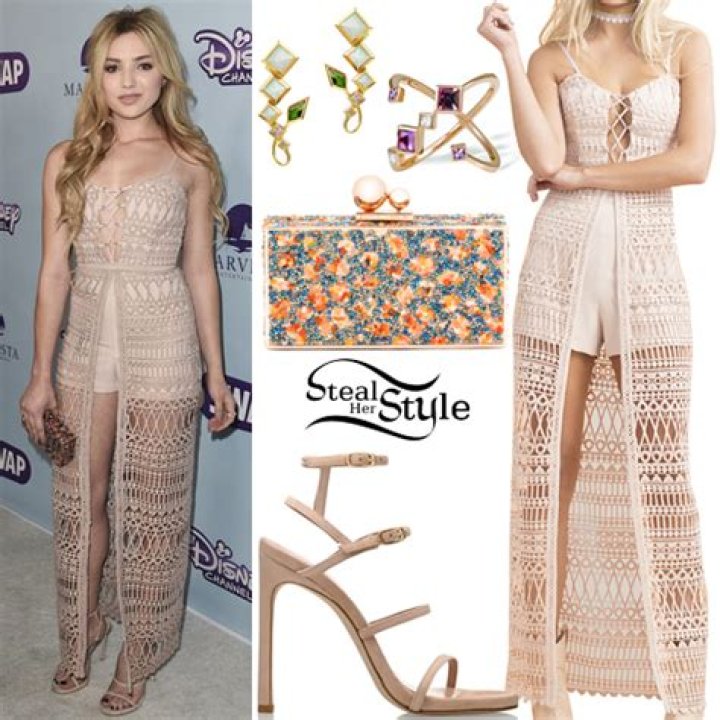 Peyton List Clothes & Outfits | Page 3 of 3 | Steal Her Style
