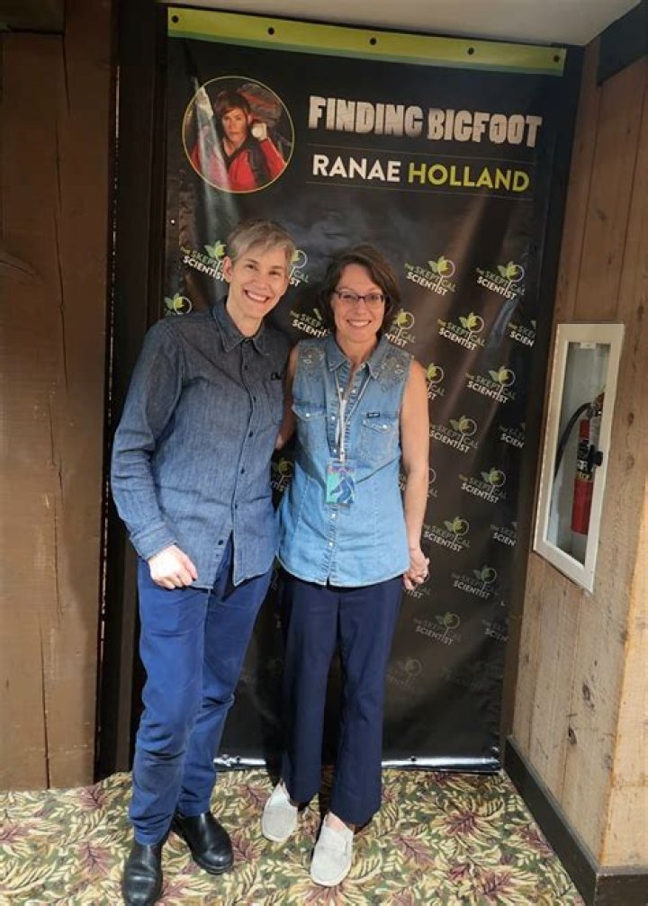 Ranae Holland - WebBlog