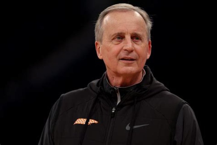 Rick Barnes Biography, Age, Height, Wife, Net Worth, Family