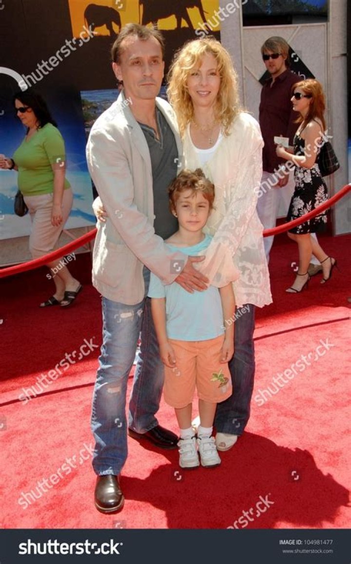 Robert Knepper Wikipedia, Biography, Wife Age, Family Where Is She Now? ·