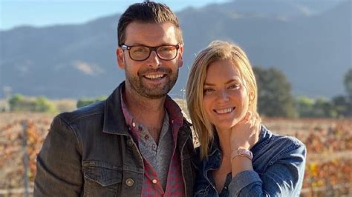 Romance in the Air: Is Cindy Busby Married: Who is Her Husband?