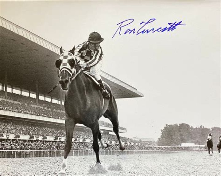 Ron Turcotte ·