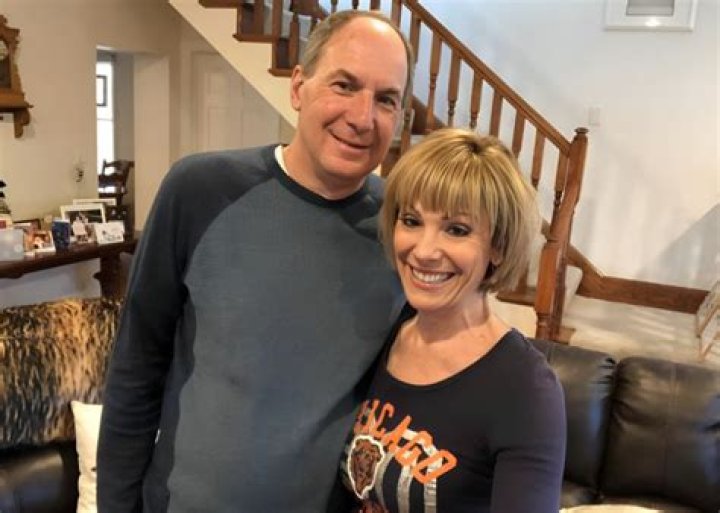 The Untold Truth About Roz Varon's First Husband