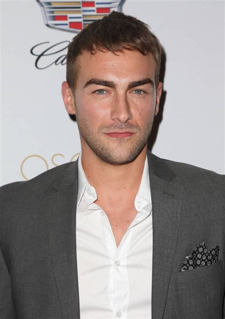 Tom Austen ·