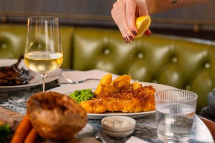 Unveiling Culinary Gems: Piccadilly Restaurants Explored!