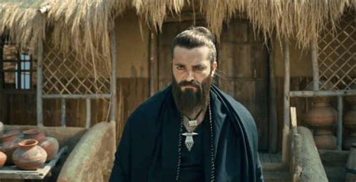 Unveiling Hamza Ali Abbasi's Height And Weight: Surprising Discoveries