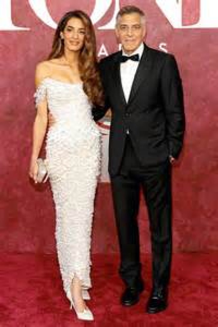 What is George Clooneys ethnic background?