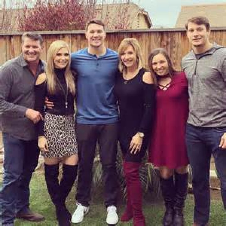 Who Are Josh Jacobs Children? ·