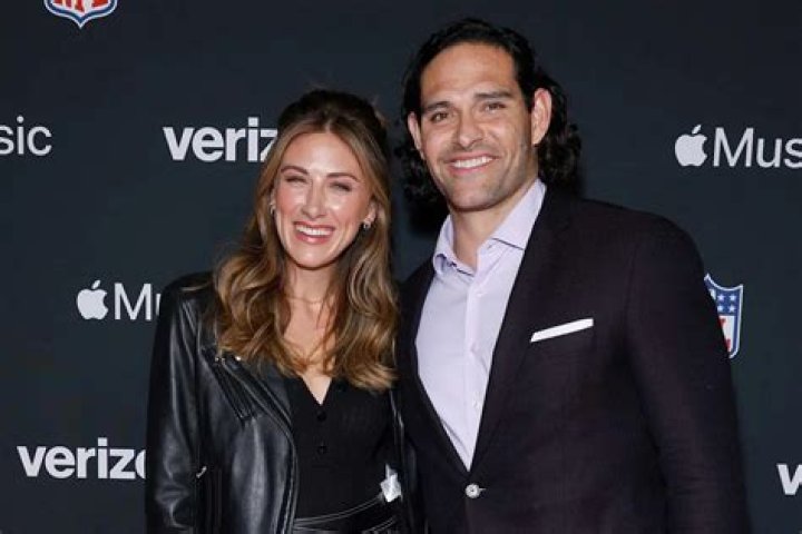 Who is Perry Mattfeld? Wiki, Bio, Age, Net Worth, Career, Affairs,Family ·